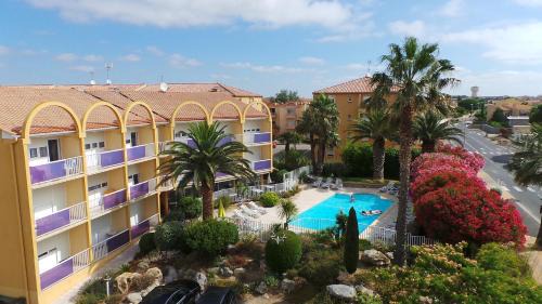 Valras-Plage Hotel | Hotel Albizzia