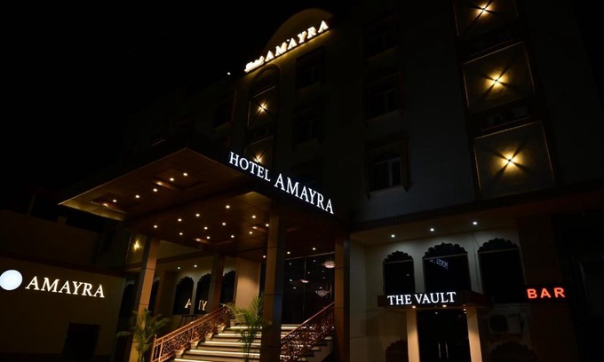 Amer Fort Road Hotel | Hotel Amayra