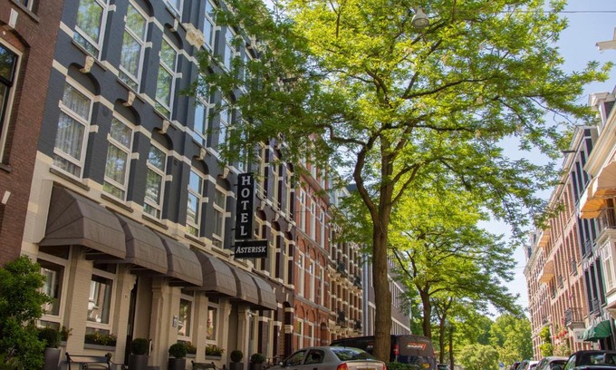 De Weteringschans Hotel | Hotel Asterisk, a family run hotel