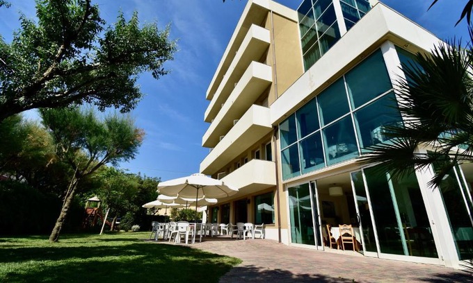 Lido di Classe Hotel | Hotel Astor B&B