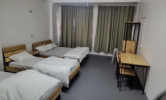 Chitwan District Hotel | Hotel Baishnav, Mugling