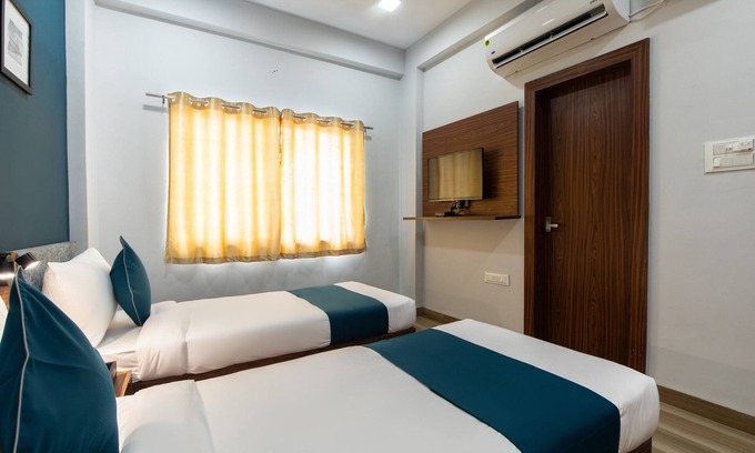 Indore Hotel | Hotel Ballfin Indor
