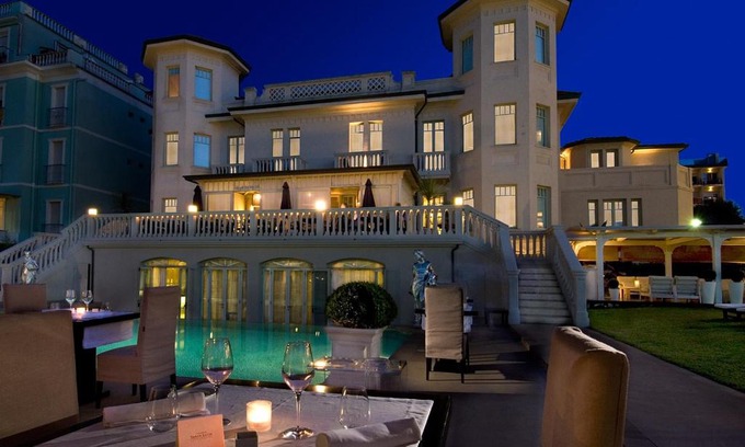 Cattolica Hotel | Hotel Carducci 76