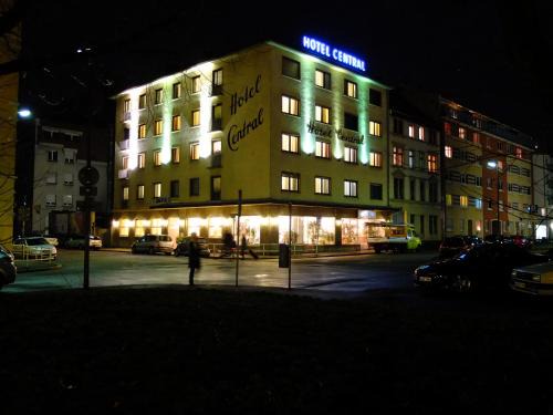 Weststadt Hotel | Hotel Central Hauptbahnhof
