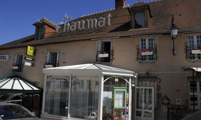 Cerilly Hotel | Hotel Chez Chaumat
