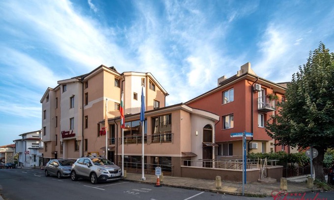 Sozopol Hotel | Hotel Chuchulev