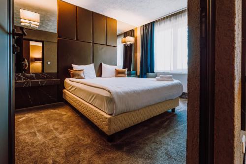 Tirgu Mures Hotel | HOTEL CIAO