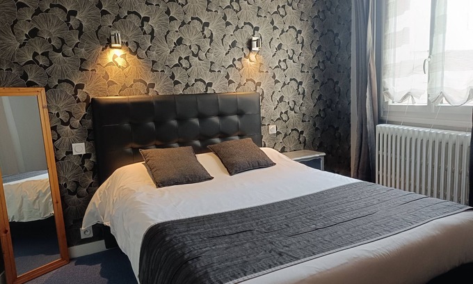 Montauban-de-Bretagne Hotel | Hotel de France