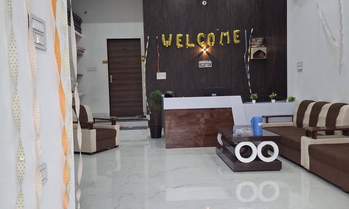 Shri Madhopur House | Hotel Diamond Palace
