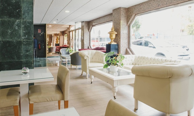 Almeria Hotel | Hotel Embajador