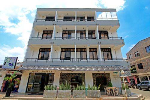 Apartado Hotel | Hotel Emberá
