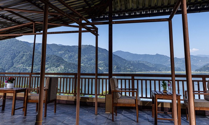 Pokhara Hotel | Hotel Fewa Camp