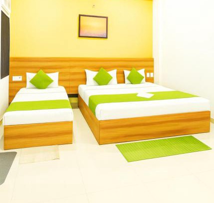 Vrindavan Hotel | Hotel Floral Krishna Dham Best Family Stay Near Prem Mandir Free WiFi Free parking- Krishna Dham Rukmani Vihaar