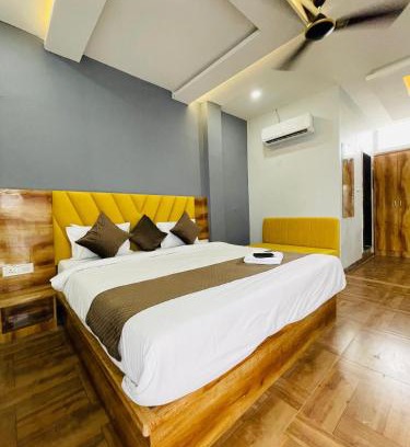 Indore House | Hotel Happiness