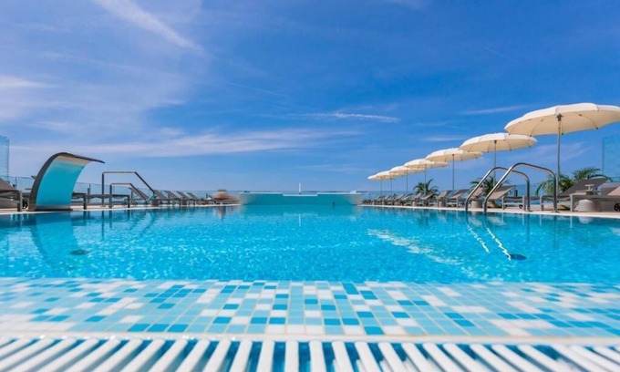 Novalja Hotel | Hotel In Excelsis