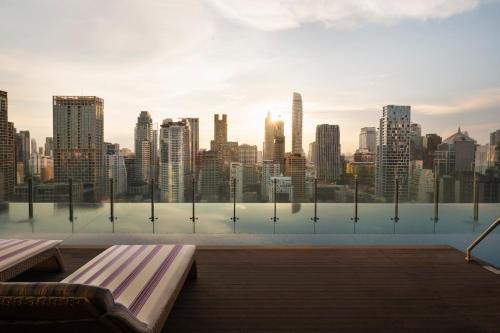 Ploenchit Hotel | Hotel Indigo Bangkok Wireless Road by IHG