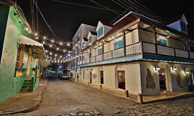 Flores Hotel | Hotel Isla de Flores