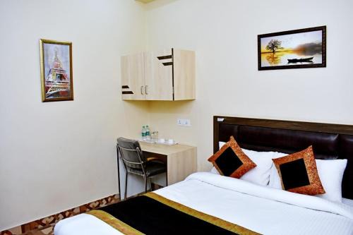 Varanasi Hotel | Hotel KB Palace