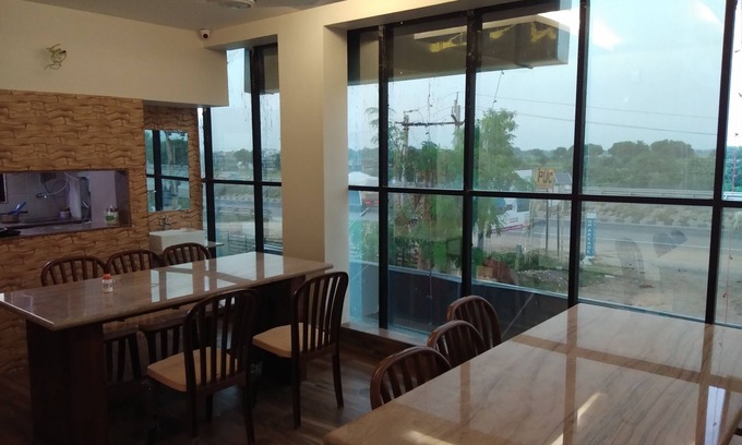 Sanand Hotel | Hotel Krishna