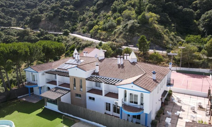 Algatocin Hotel | Hotel La Fuentecilla
