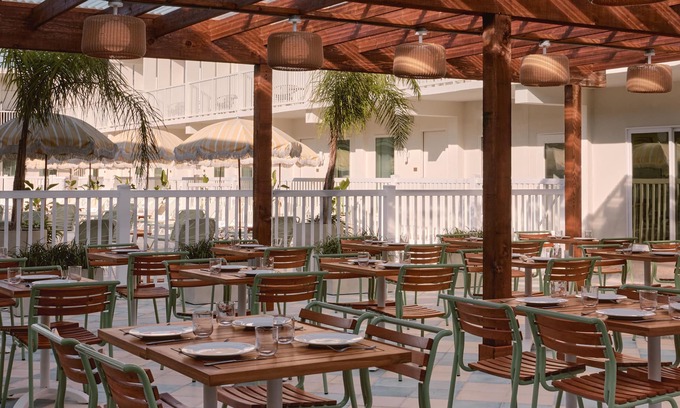 San Jacinto Hotel | Hotel Lucine