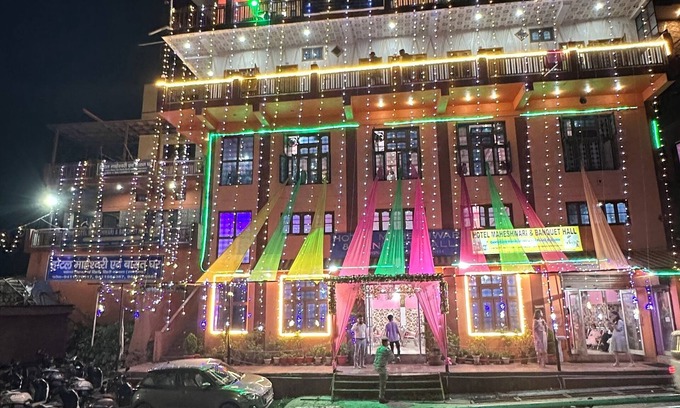 Tehri Hotel | Hotel Maheshswari and Banquet Hall