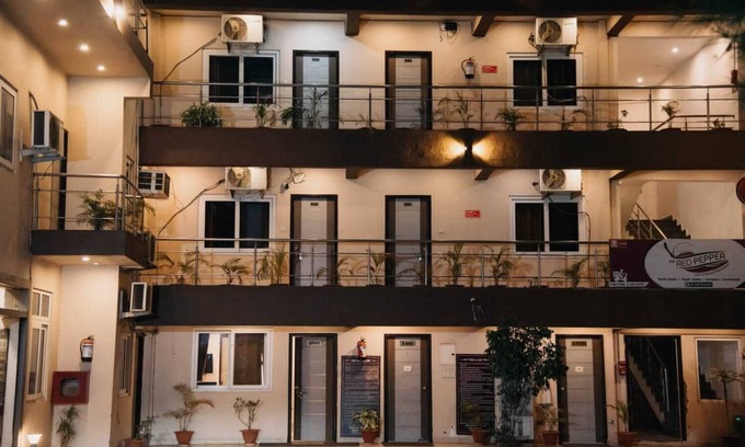 Lucknow Hotel | Hotel Maple Delite