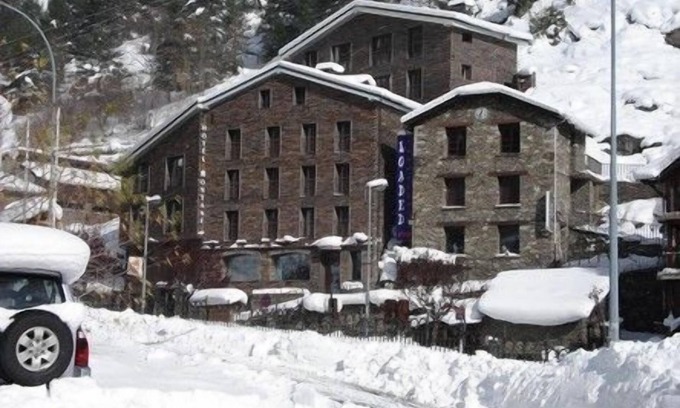 Arinsal Hotel | Hotel Montane
