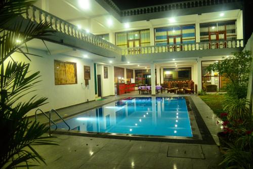 Aluthgama Hotel | Hotel Nadee