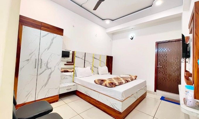 Nainital Hotel | Hotel Nainital Vista Valley Nainital - Wifi - Room Service Available - Best Vacation Stay with Family - Book Now