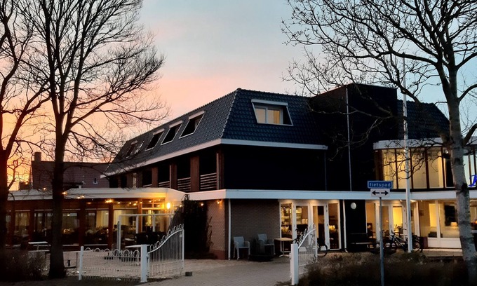 Nes Hotel | Hotel Nes