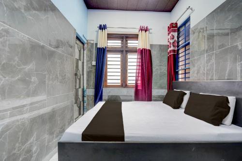 Rudrapur Hotel | Hotel O Dream Guest House