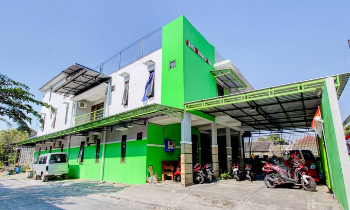 Surakarta Hotel | Hotel O Griya Kencana Asri Syariah