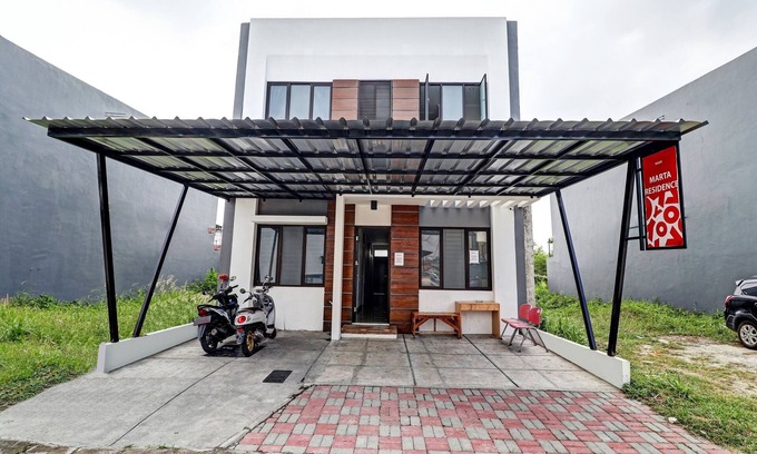 Karawang Hotel | Hotel O Marta Residence