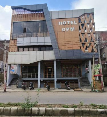 Dhanauli Hotel | Hotel OPM