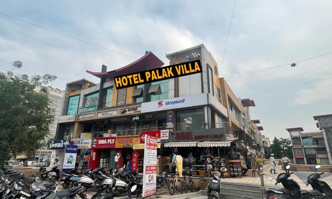 Ahmedabad Hotel | Hotel Palak Villa