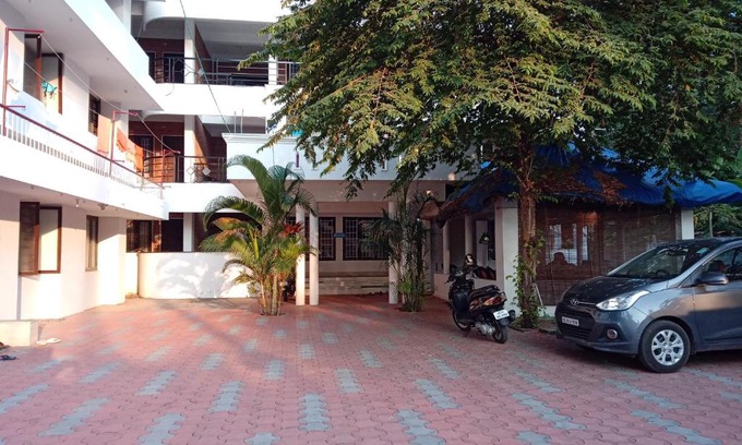 Kovalam Hotel | Hotel Peacock