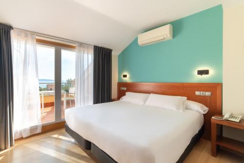 Fisterra Hotel | Hotel Playa Langosteira by Adeloló