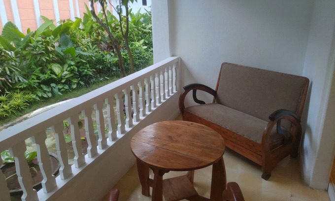 Sanur Hotel | Hotel Puri Tempo Doeloe within a 15-minute drive of Sanur Beach and Kuta Beach.