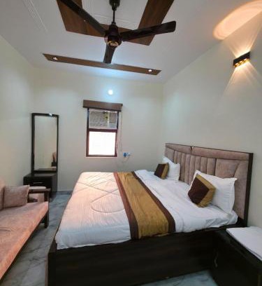 Delhi Hotel | Hotel Relax Inn