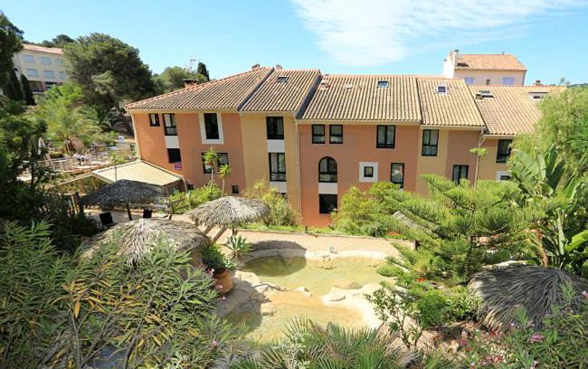 Porquerolles Hotel | Hotel Residence Les Medes