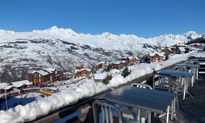 Vallandry Apartment | Hotel* Restaurant & Bar in the heart of Peisey-Vallandry at the foot of the slopes