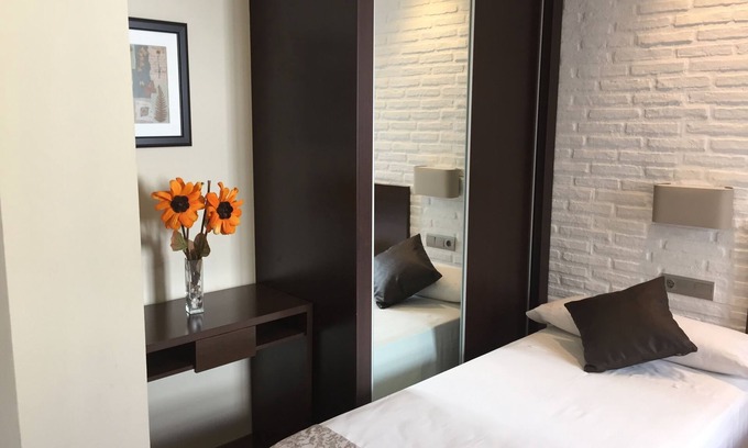 Casabermeja Hotel | Hotel Restaurante El Corte