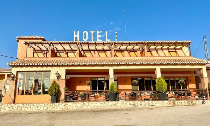 Alhama de Granada Hotel | Hotel Restaurante Los Caños de la Alcaiceria