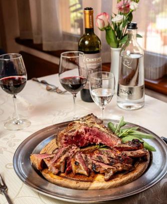 Castelnuovo di Garfagnana Hotel | Hotel Ristorante La Lanterna