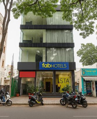 Bengaluru Hotel | Hotel RLV Green Palace - Nr Kengeri Satellite Town
