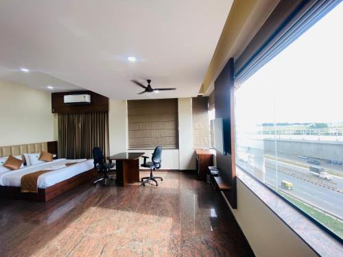 Bengaluru Hotel | Hotel Sahara Tree