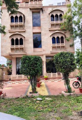 Shirdi Hotel | Hotel Sai Jharna
