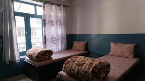 Mustang Hotel | Hotel Sakura