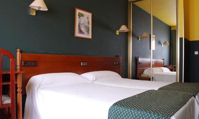Santiago de Compostela Hotel | Hotel San Jacobo